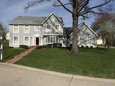 405 Seven Gables Court, Chesterfield, MO 63017