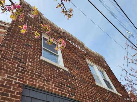 4713 Virginia Avenue, Saint Louis, MO 63111