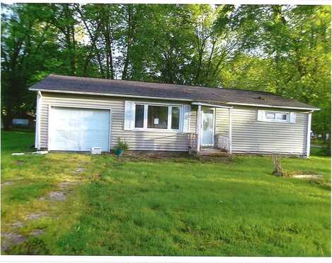 304 W Douglas Street, New Douglas, IL 62074