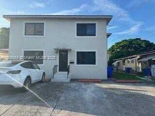 2815 SW 6th St, Miami, FL 33135