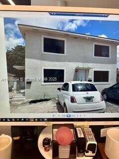 2815 SW 6th St, Miami, FL 33135