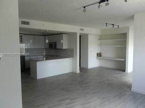 999 SW 1st Ave, Miami, FL 33130