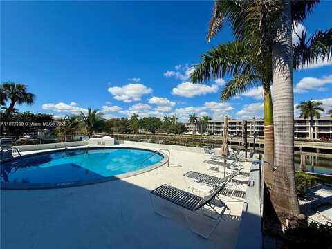 467 GOLDEN ISLE, Hallandale Beach, FL 33009