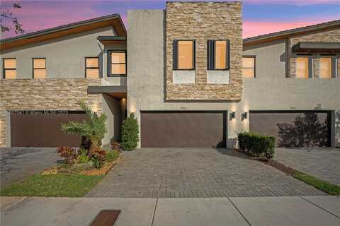 7823 NW 105th Ave, Doral, FL 33178