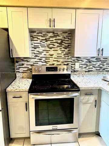 3991 NW 36th Ter, Lauderdale Lakes, FL 33309