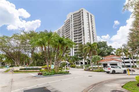 3640 Yacht Club Dr, Aventura, FL 33180