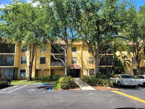 470 NW 20th St, Boca Raton, FL 33431