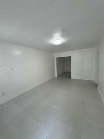 1400 NW 95th St, Miami, FL 33147
