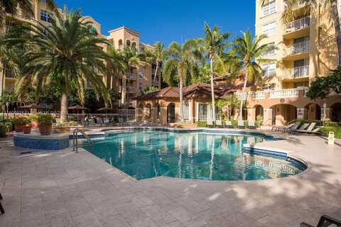 19801 E Country Club Dr, Aventura, FL 33180