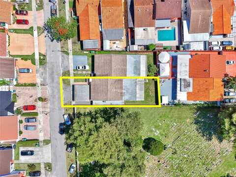 43 NW 109th Ct, Miami, FL 33172