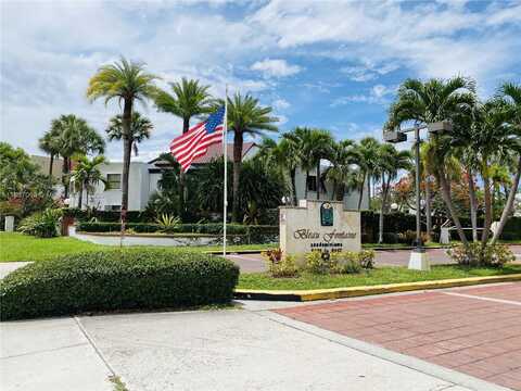 9427 Fontainebleau Blvd, Miami, FL 33172