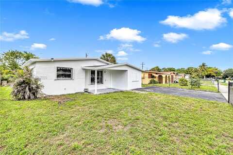 3740 NW 9th St, Lauderhill, FL 33311