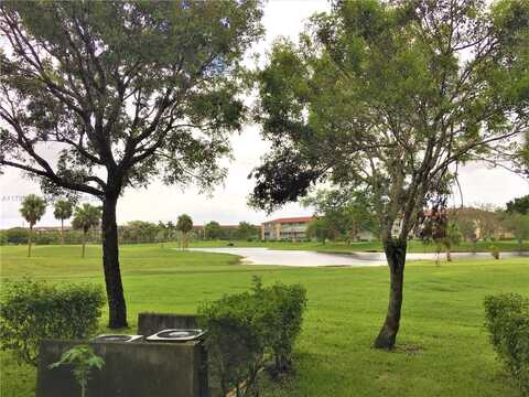 850 SW 133rd Ter, Pembroke Pines, FL 33027