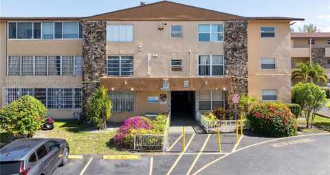 140 Royal Palm Rd, Hialeah Gardens, FL 33016