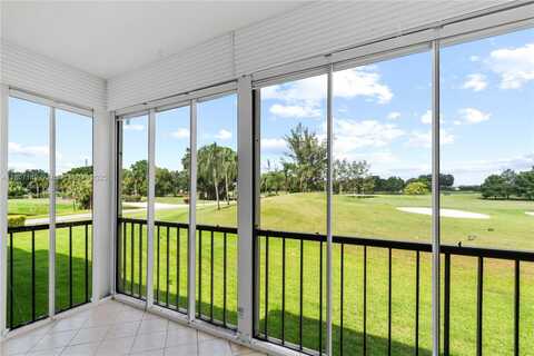 9220 S Hollybrook Lake Dr, Pembroke Pines, FL 33025