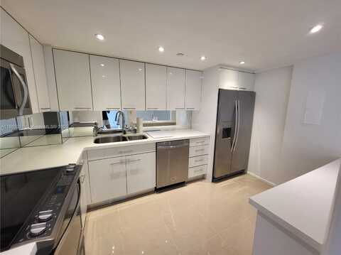 1000 Quayside Ter, Miami, FL 33138