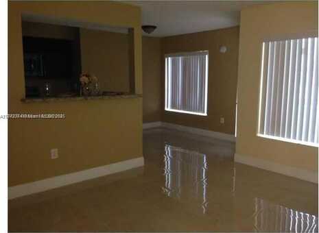 2321 NW 33rd St, Oakland Park, FL 33309