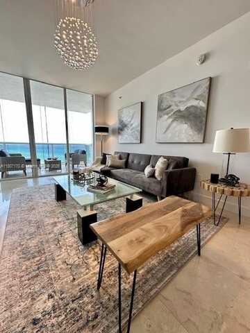 18201 Collins Ave, Sunny Isles Beach, FL 33160