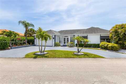 4902 N Travelers Palm Ln, Tamarac, FL 33319