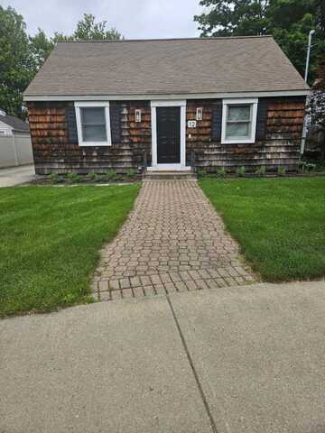 12 Taylor Street, Nashua, NH 03060