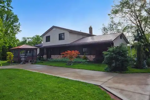 809 Lexington Springmill Rd, Mansfield, OH 44906