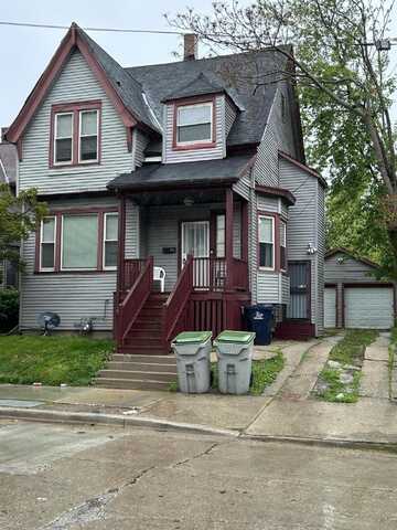 1212 W Chambers St, Milwaukee, WI 53206