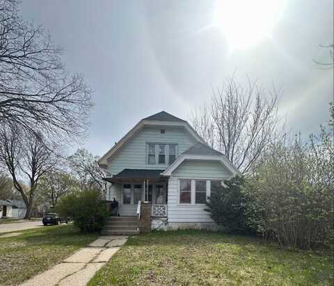 4070 N 48th St, Milwaukee, WI 53216