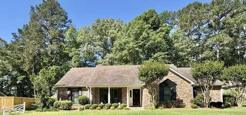697 Country Place Drive, Pearl, MS 39208