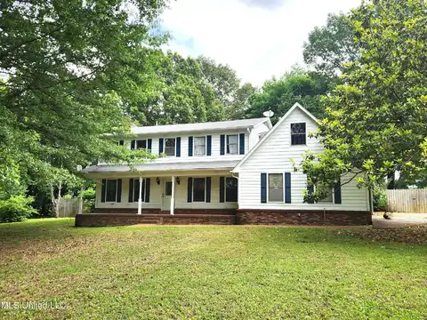 3850 E Plum Point Drive, Olive Branch, MS 38654