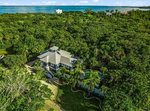 540 GULF BAY ROAD, LONGBOAT KEY, FL 34228