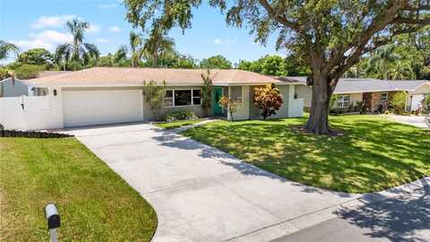 1530 PICARDY CIRCLE, CLEARWATER, FL 33755