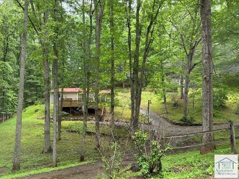 388 Salthouse Branch Rd, Henry, VA 24102