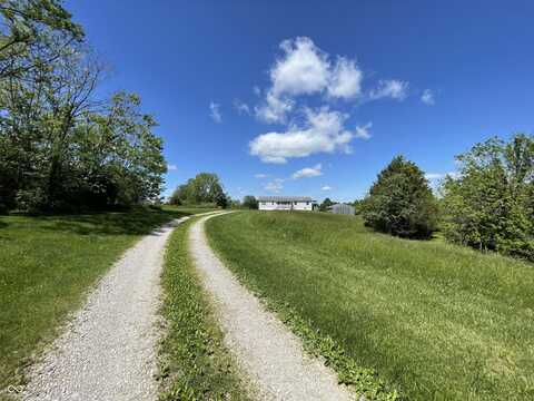 7242 Ford Ridge Road, Nashville, IN 47448