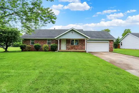 374 S Baldwin Street, Bargersville, IN 46106