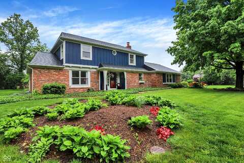 1095 Williamsburg Lane, Zionsville, IN 46077