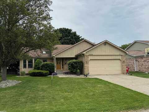 31520 Schoolcraft, Fraser, MI 48026