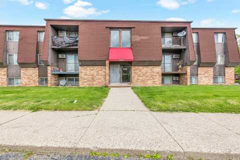 21640 Hillside #3C, Clinton, MI 48035