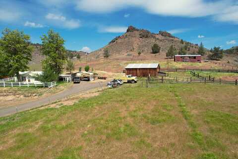 40300 Kahler Basin Road, Spray, OR 97874