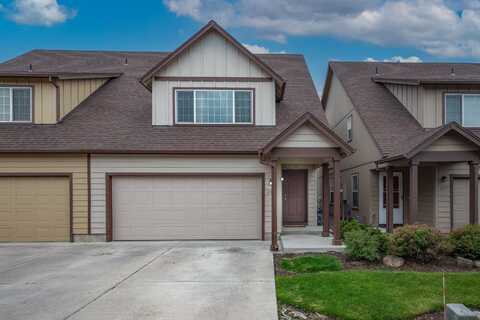 2881 SW Indian Circle Circle, Redmond, OR 97756