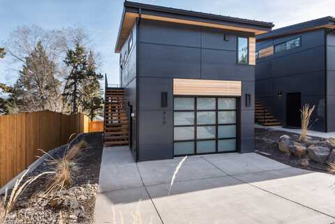 919 NW Roanoke Avenue, Bend, OR 97703