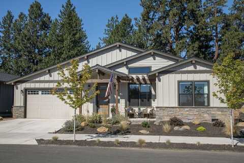 1151 N Jantzen Court, Sisters, OR 97759