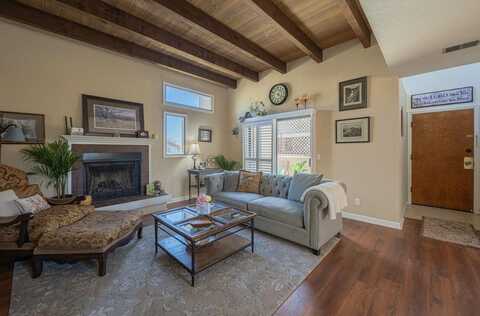 42 W San Joaquin ST 8, SALINAS, CA 93901