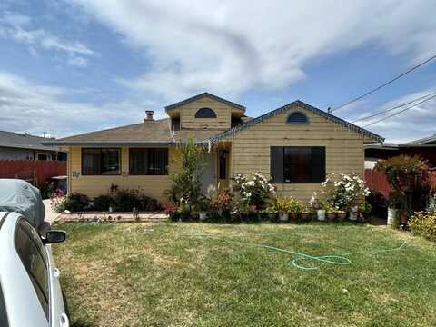 31 10th ST, GREENFIELD, CA 93927