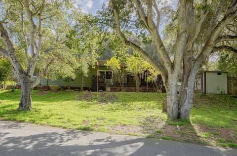 17588 Pond Derosa LN 8, SALINAS, CA 93907