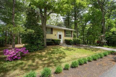 96 Esta Rd, Plymouth, MA 02360