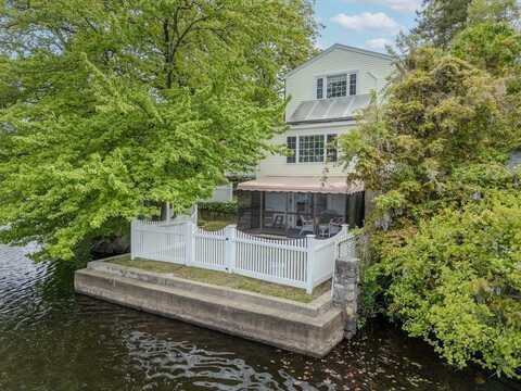 11 Lakeside Road, Billerica, MA 01821