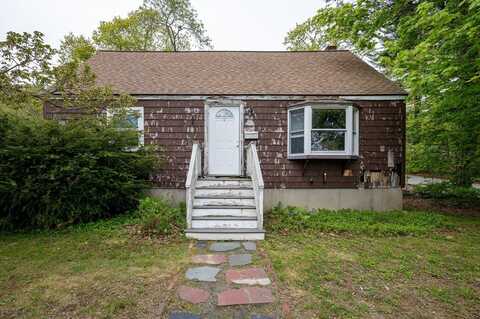 12 Ancient County Way, Manchester, MA 01944