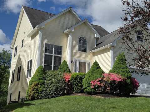 5 Zain Circle, Milford, MA 01757