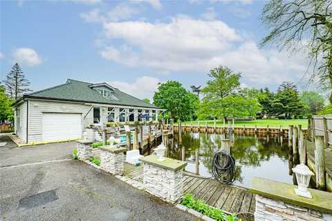 undefined, Bay Shore, NY 11706