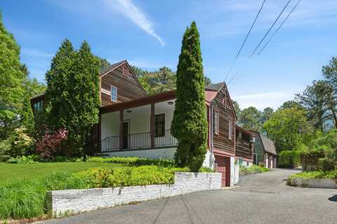 160 Longview Road, Southampton, NY 11968